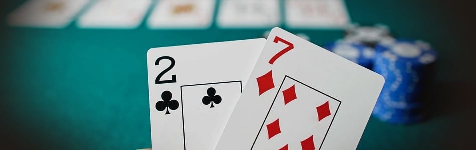 Aprenda como blefar no poker com dicas para ser lucrativo.